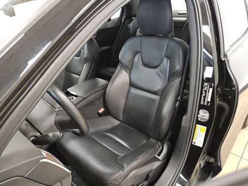 Used 2023 Volvo S60 T8 Plus w/ Climate Package AWD/4WD image 36