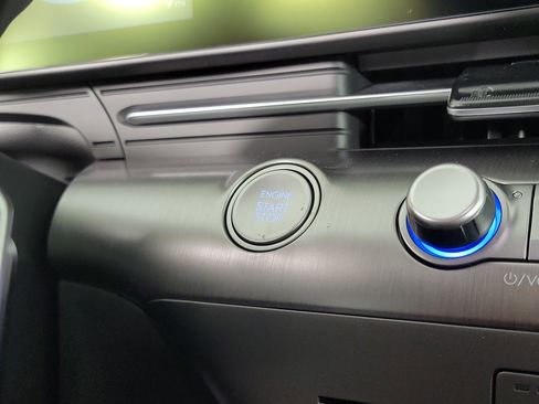 New 2025 Hyundai Kona SEL image 17