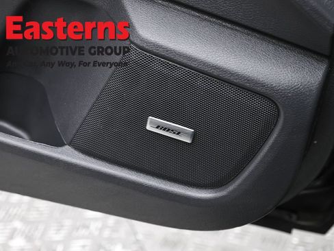 Used 2023 Nissan Sentra SR w/ SR Premium Package FWD image 21