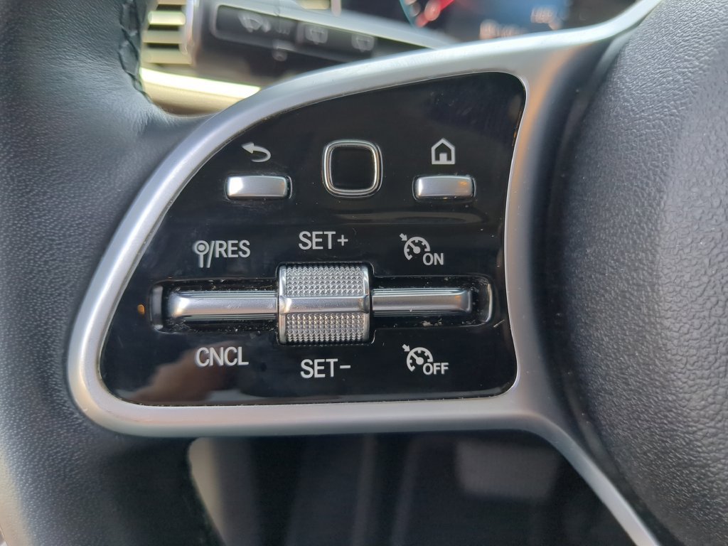 Used 2022 Mercedes-Benz GLE 350 image 32
