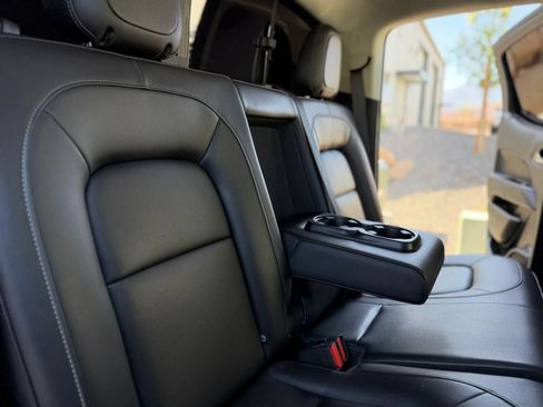 Used 2019 Chevrolet Colorado ZR2 AWD/4WD image 36