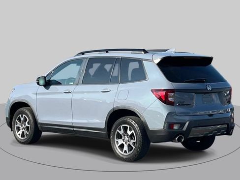 Used 2022 Honda Passport TrailSport image 4