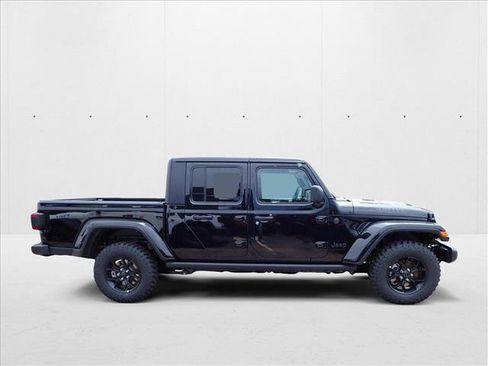 New 2025 Jeep Gladiator Willys image 4