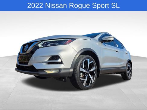 Used 2022 Nissan Rogue Sport SL w/ Premium Package image 10