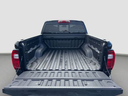 New 2026 GMC Canyon AT4 image 20