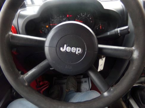 Used 2008 Jeep Wrangler X AWD/4WD image 8
