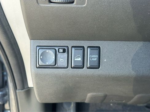 Used 2015 Nissan Frontier SV AWD/4WD image 16