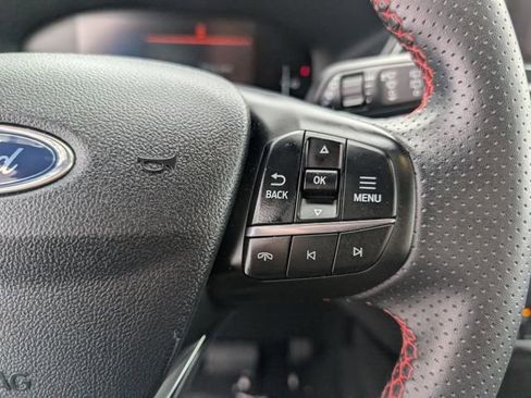 Used 2025 Ford Escape ST-Line image 13