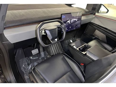 Used 2025 Tesla Cybertruck Cyberbeast AWD/4WD image 19