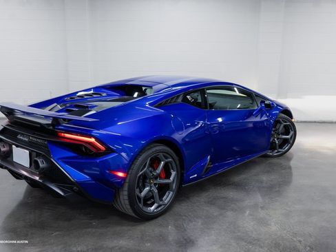 Used 2023 Lamborghini Huracan Tecnica image 15