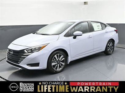 New 2025 Nissan Versa SV w/ Trunk Package