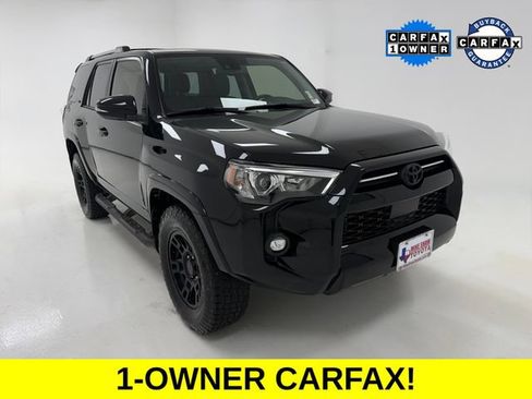 Used 2024 Toyota 4Runner SR5 Premium w/ Moonroof Package RWD image 2
