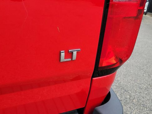 Used 2019 Chevrolet Colorado LT image 19