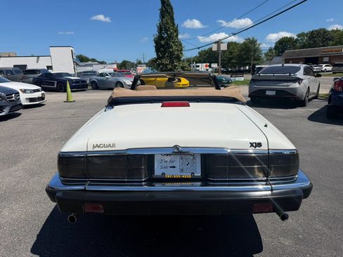 Used 1993 Jaguar XJS 4.0 Convertible RWD image 4