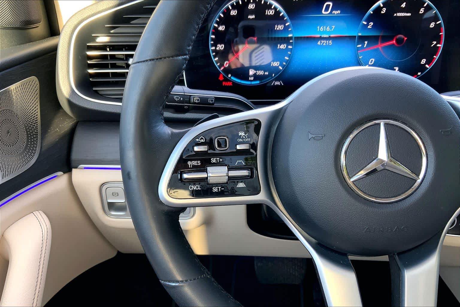 Used 2021 Mercedes-Benz GLE 350 4MATIC image 24
