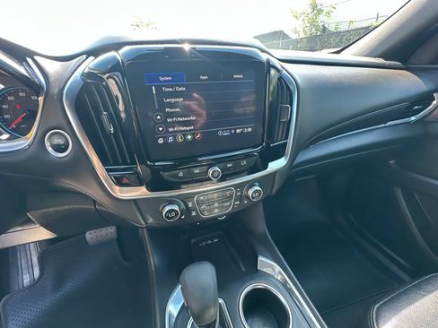 Used 2024 Chevrolet Traverse LT w/ LPO, Cargo Package AWD/4WD image 15