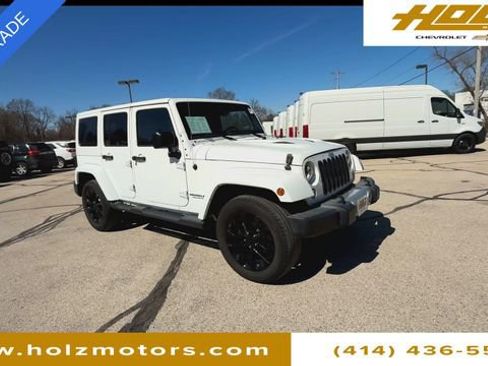 Used 2014 Jeep Wrangler Unlimited Sahara w/ Connectivity Group image 2