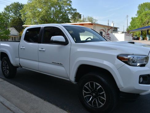 Used 2021 Toyota Tacoma TRD Sport image 26