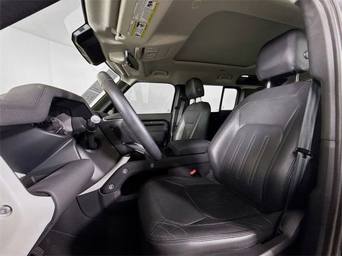 Certified 2022 Land Rover Defender 110 SE image 11