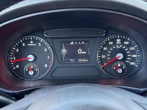 Used 2017 Kia Sorento FWD w/ LX Convenience Package image 31