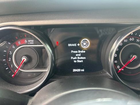 Used 2021 Jeep Gladiator Rubicon w/ LED Lighting Group AWD/4WD image 32