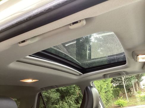 Used 2015 Toyota 4Runner Limited image 4