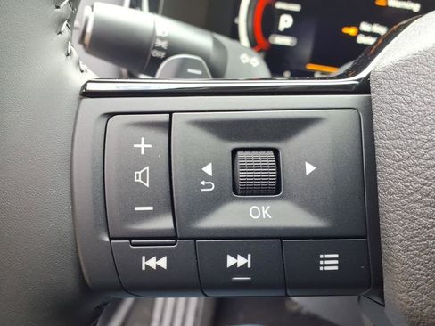 New 2026 Nissan Pathfinder SL image 20