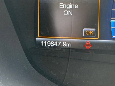 Used 2017 Ford Fusion Platinum FWD image 8