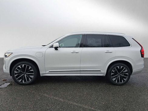 New 2026 Volvo XC90 T8 Plus w/ Protection Package Premier AWD/4WD image 6