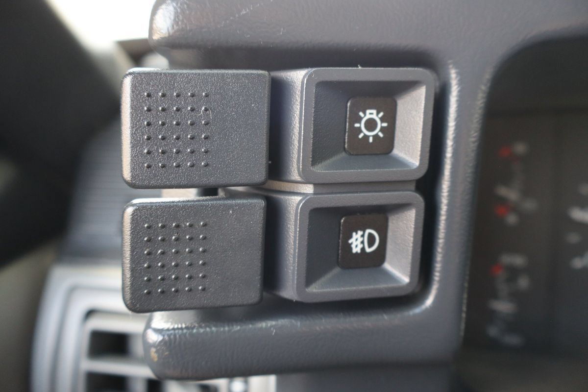 Used 1988 Ford Mustang GT RWD image 24