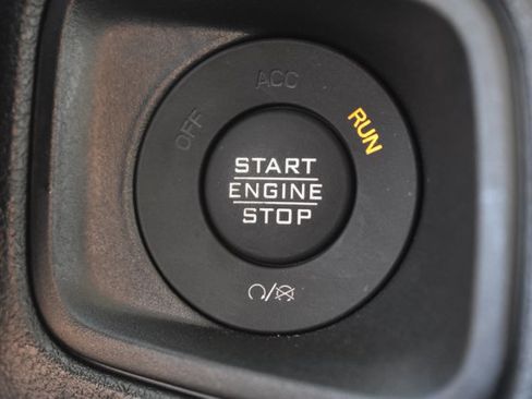 Used 2025 Jeep Wrangler Sport AWD/4WD image 26