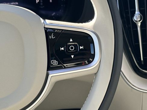New 2026 Volvo XC60 B5 Ultra w/ Protection Package Premier image 9
