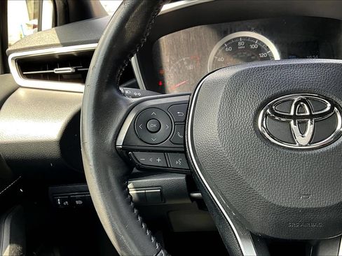 Used 2022 Toyota Corolla SE FWD image 13