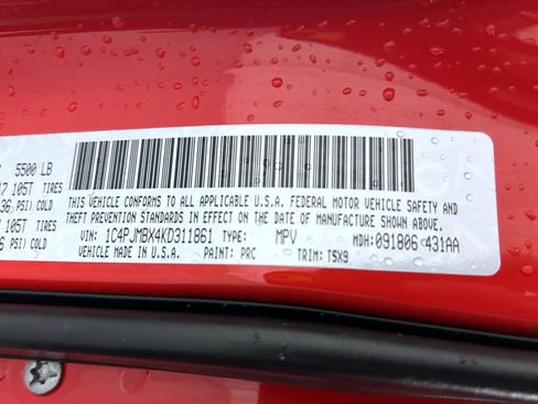 Used 2019 Jeep Cherokee Trailhawk w/ Cold Weather Group AWD/4WD image 25