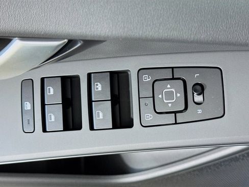 New 2025 Kia Niro Wind w/ Wind Preserve Package image 21