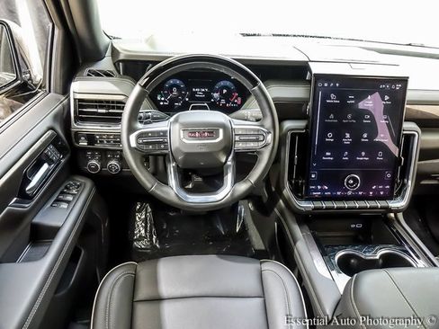 Used 2026 GMC Yukon Elevation image 2