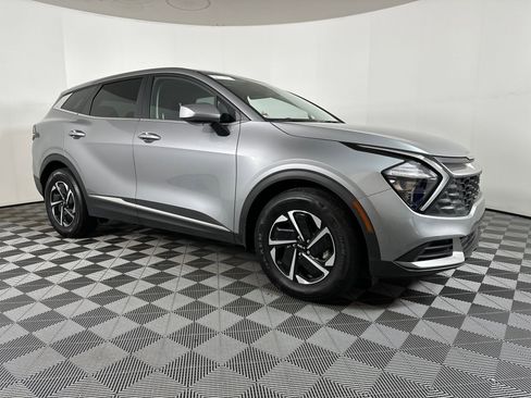 Used 2023 Kia Sportage LX image 20
