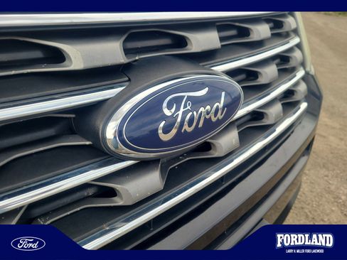 Used 2017 Ford Explorer 4WD image 23