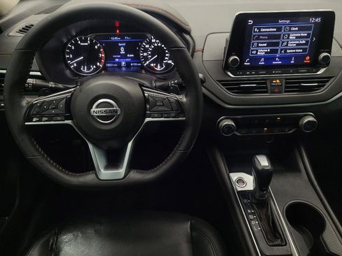 Used 2021 Nissan Altima 2.5 SR FWD image 22