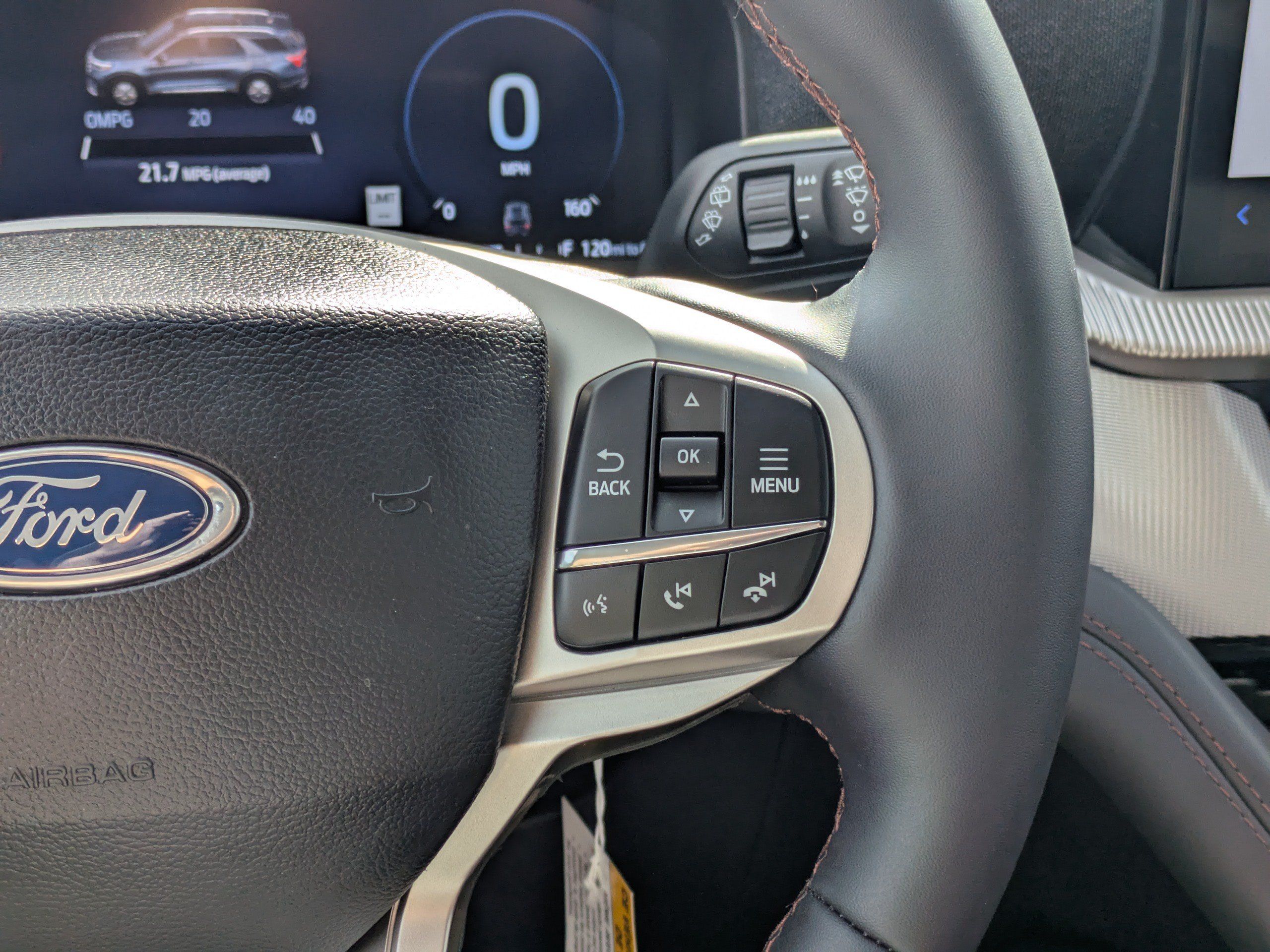 Used 2025 Ford Explorer Active RWD image 20