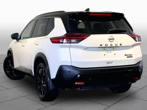 Used 2023 Nissan Rogue SV w/ SV Premium B Package AWD/4WD image 12