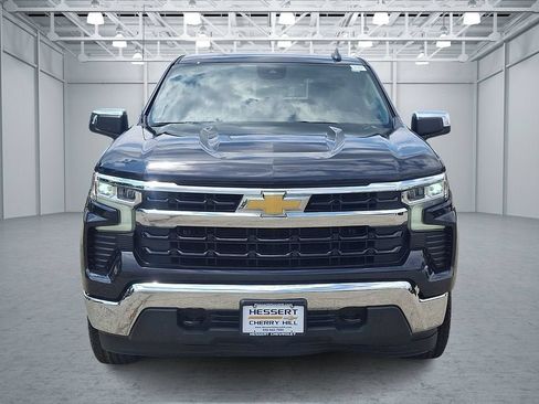 Certified 2023 Chevrolet Silverado 1500 LT AWD/4WD image 3