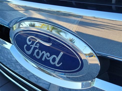 Used 2017 Ford F450 Lariat w/ Lariat Ultimate Package image 9