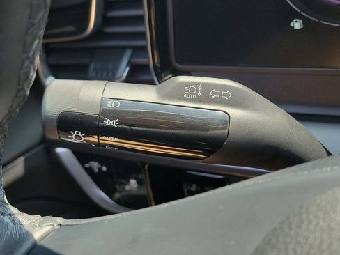 Certified 2023 Kia Sportage EX FWD image 11