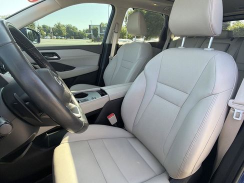 Used 2022 Nissan Rogue SL w/ SL Premium Package FWD image 14