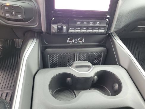 New 2026 RAM 3500 Big Horn AWD/4WD image 27