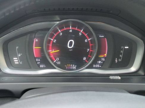 Used 2016 Volvo V60 T5 Cross Country w/ Convenience Package AWD/4WD image 17