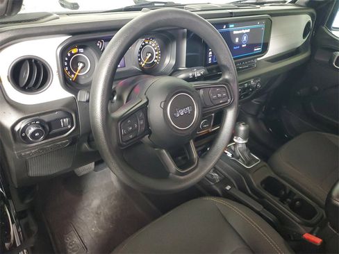 Used 2024 Jeep Wrangler Sport image 10