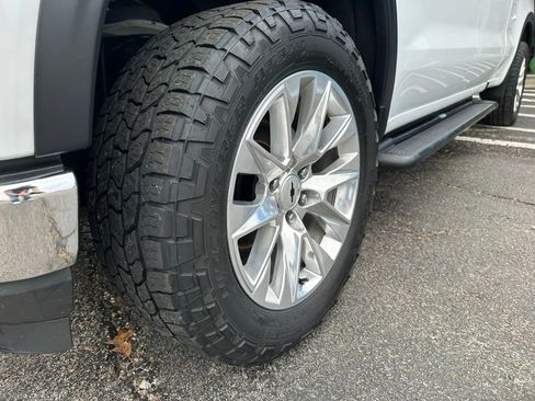 Used 2021 Chevrolet Silverado 1500 LTZ image 9