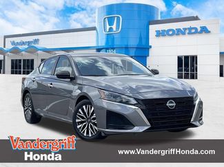 Used 2024 Nissan Altima 2.5 SV FWD video 1